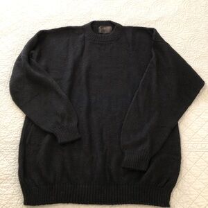 Artesanias Dannita alpaca sweater. Size XL.